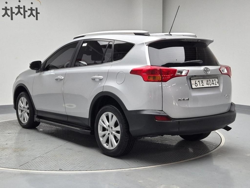 2015 TOYOTA RAV4 2.5 4WD