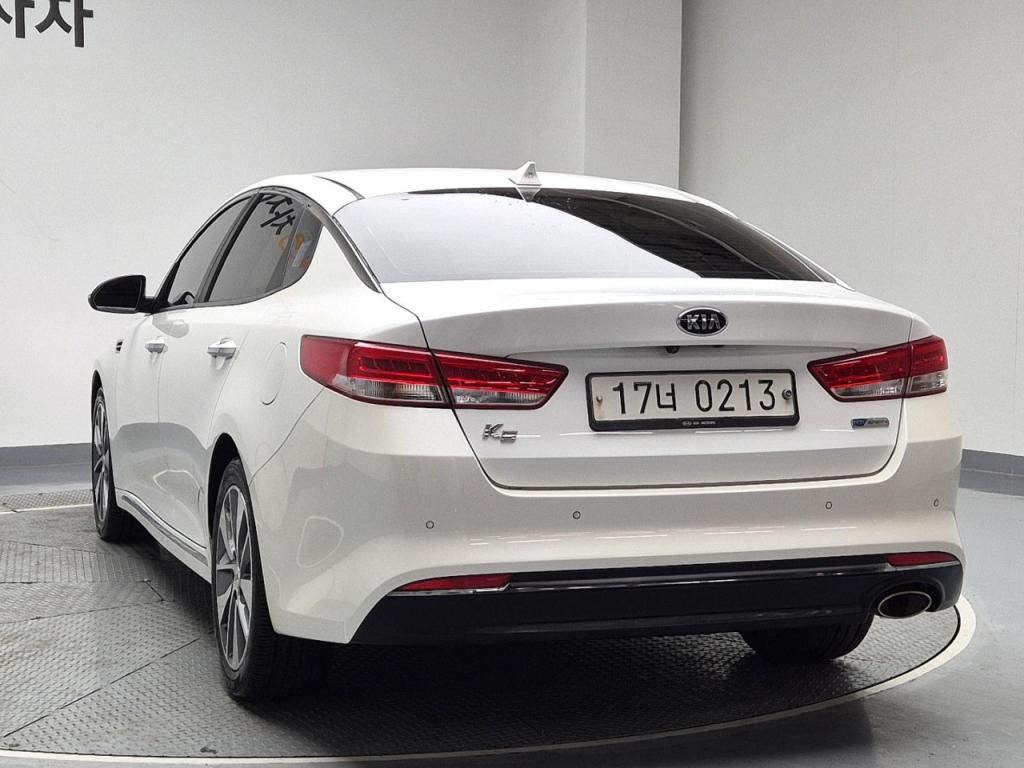 2016 KIA K5 2ND GEN 1.7 diesel Prestige MX