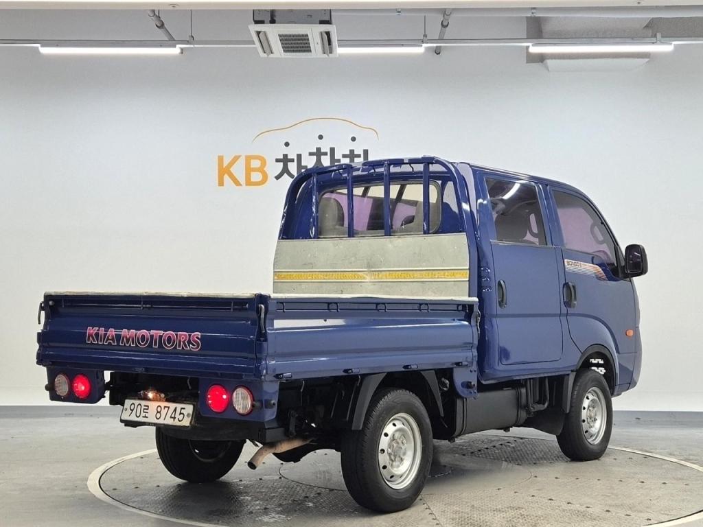 2016 KIA BONGO 3 4WD Double Cap Long axis