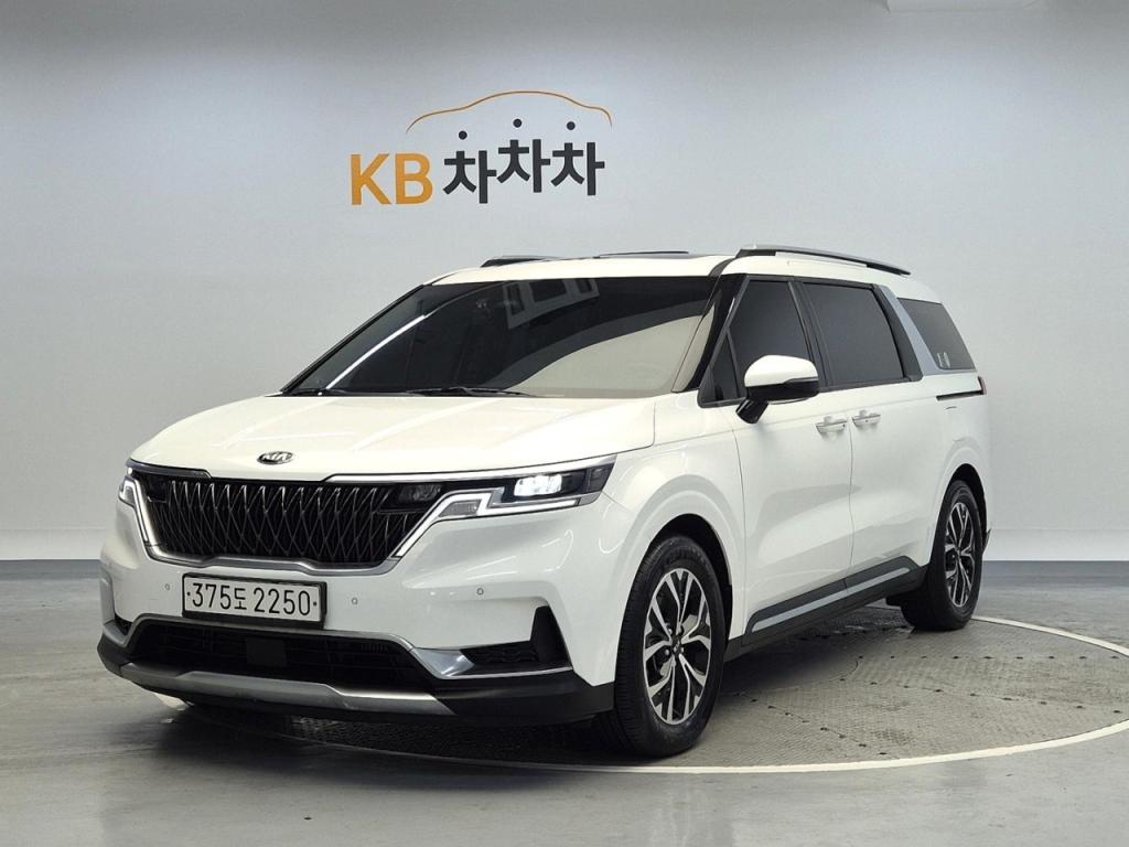 2021 KIA CARNIVAL (KA4) 9 -seater diesel nobless