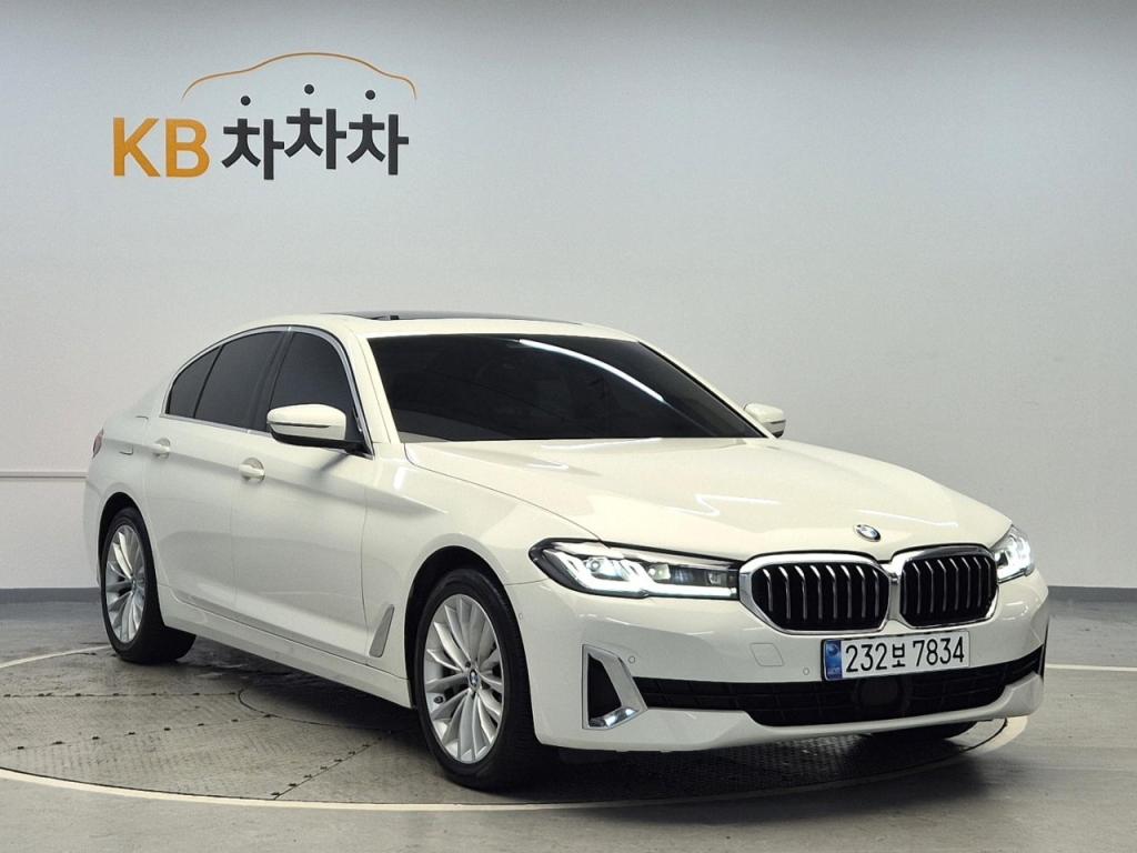 2021 BMW 5 SERIES (7Gen) 530i luxury