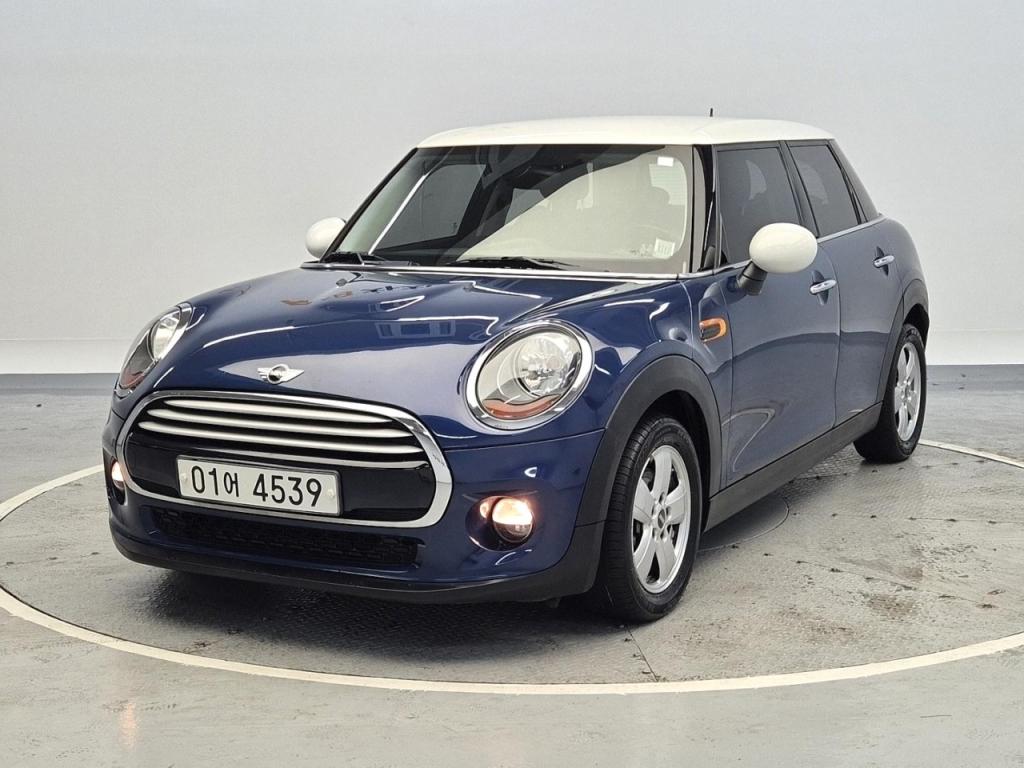 2015 MINI COOPER 5 Door 1.5