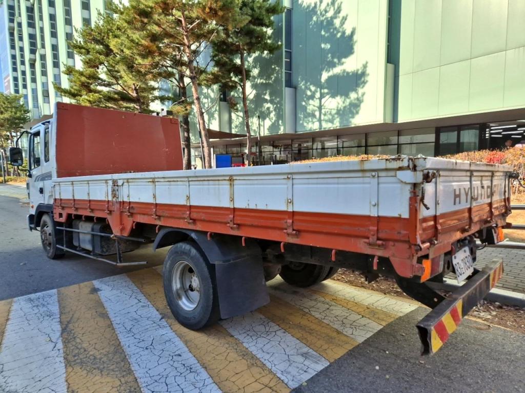 2000 HYUNDAI SUPER TRUCK 5 tons