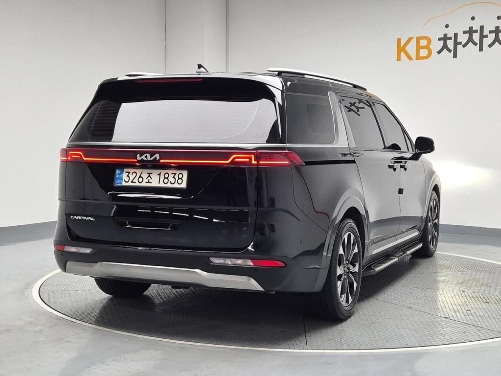 2022 KIA CARNIVAL (KA4) 9 -seater diesel nobless