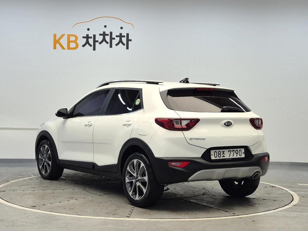 2019 KIA STONIC 1.4 gasoline Prestige
