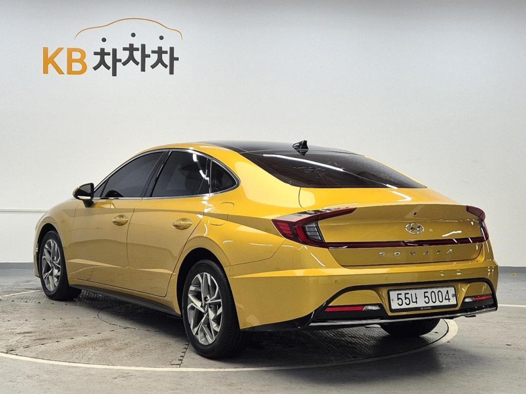 2020 HYUNDAI SONATA (DN8) G2.0 Premium Family