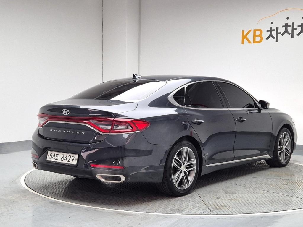 2017 HYUNDAI GRANDEUR IG 3.0 LPI Disabled Exclusive Special