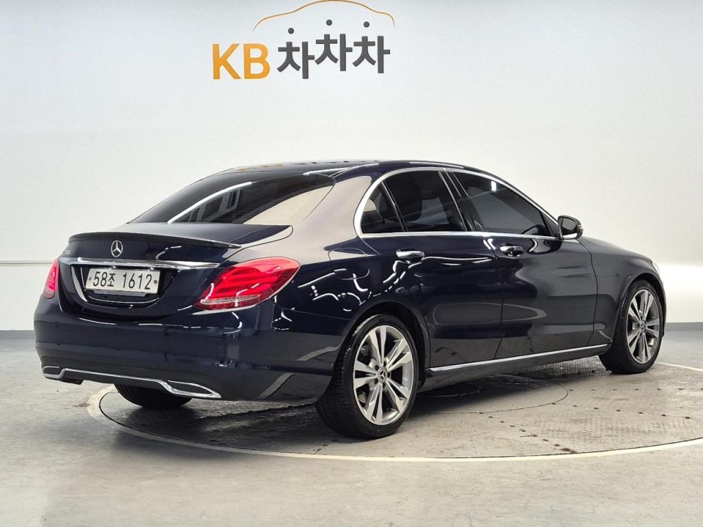 2018 BENZ C CLASS (4Gen) C200 Avant -garde