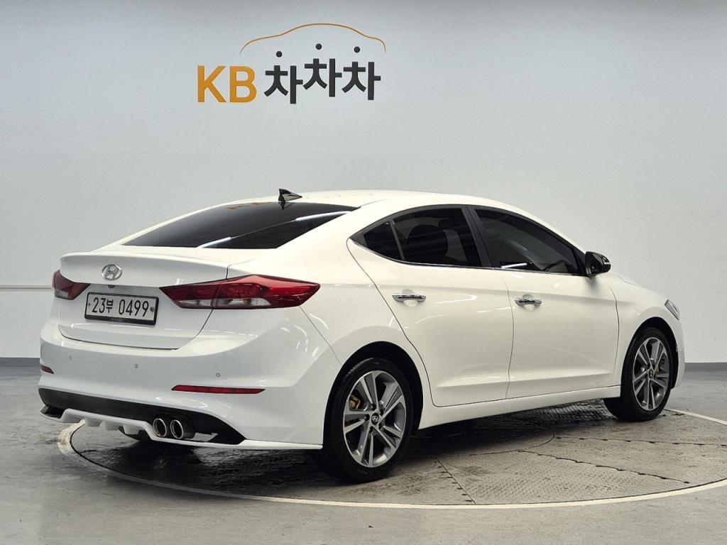 2016 HYUNDAI AVANTE AD 1.6 GDI Modern Special