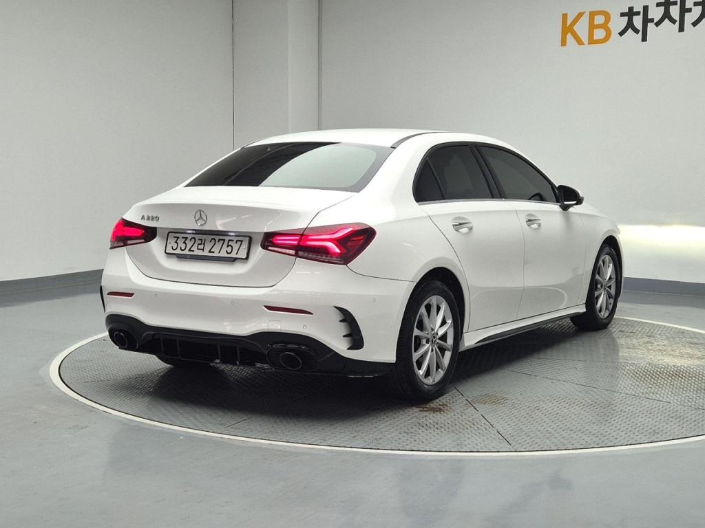 2020 BENZ A CLASS (4Gen) A220 sedan