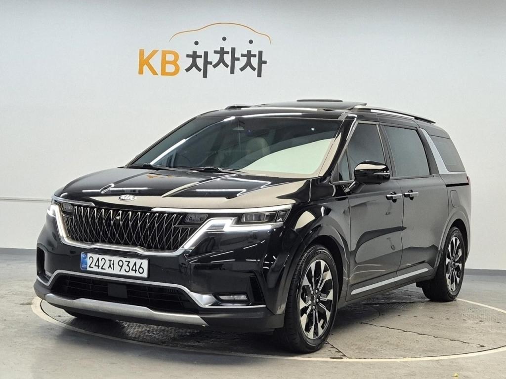 2021 KIA CARNIVAL (KA4) 9 -seater diesel signature