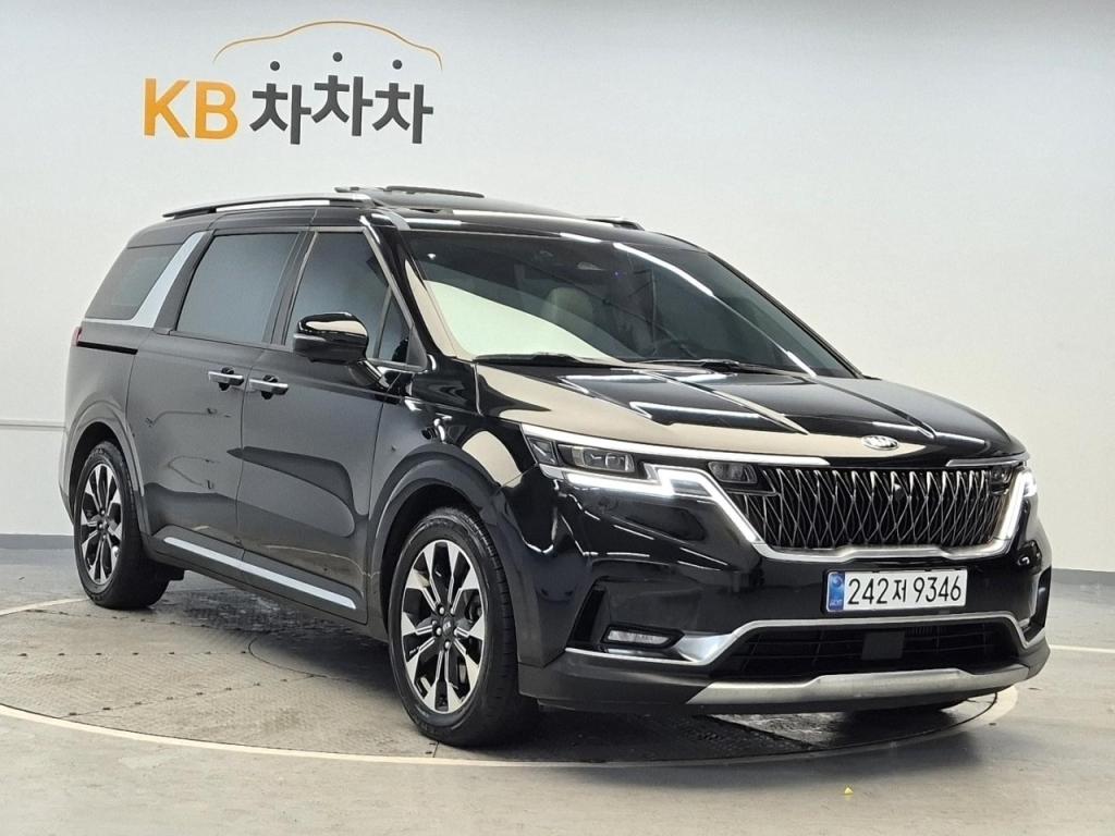 2021 KIA CARNIVAL (KA4) 9 -seater diesel signature