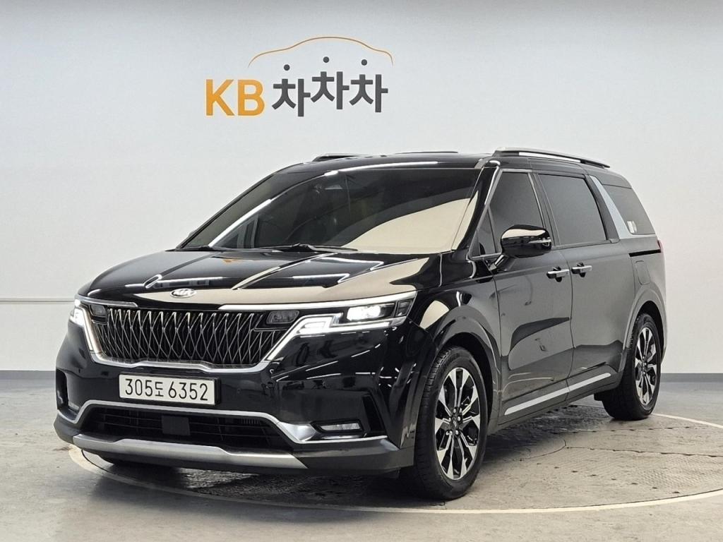 2021 KIA CARNIVAL (KA4) 9 -seater diesel nobless