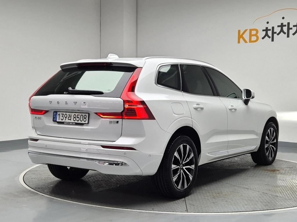 2023 VOLVO XC60 (2Gen) B5 AWD Ultimate Bright