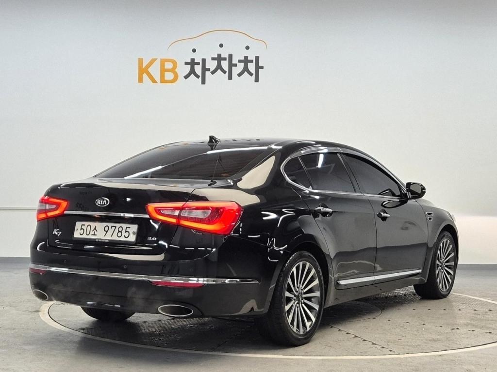2014 KIA THE NEW K7 LPI Rent -a -car prestige