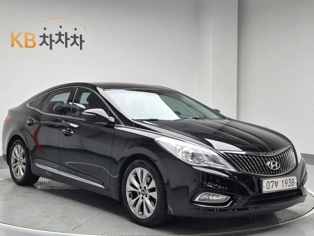 2012 HYUNDAI GRANDEUR HG LPI Rent -a -Car Prime
