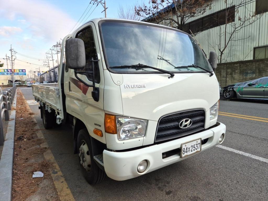 2014 HYUNDAI e-MIGHTY 3.5 ton Supercap long axis