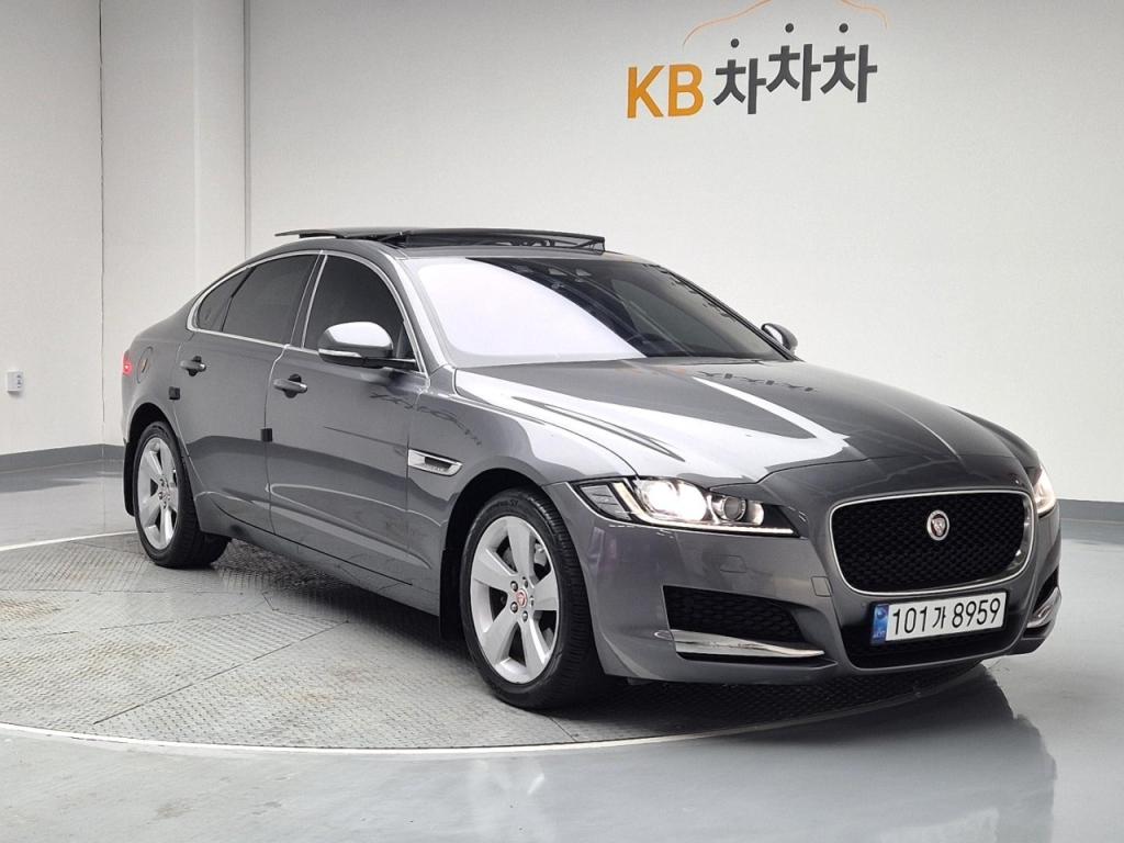 2018 JAGUAR XF (2G) 2.0 20d AWD Prestige