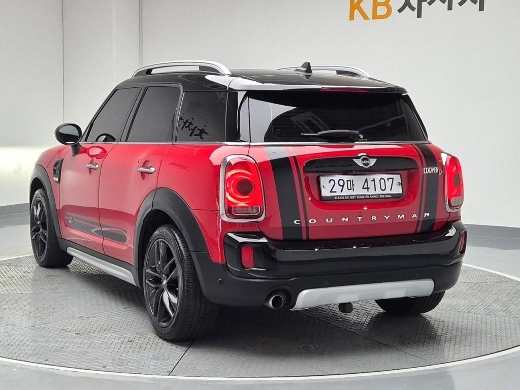 2018 MINI COUNTRYMAN 