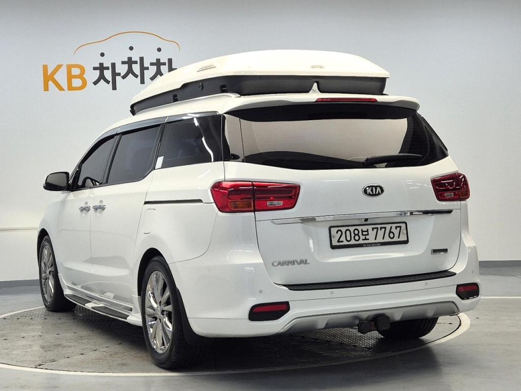 2019 KIA THE NEW CARNIVAL 