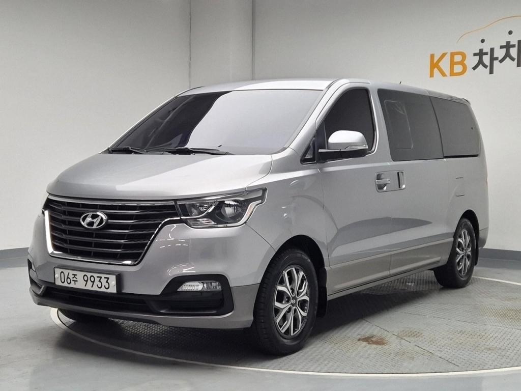 2019 HYUNDAI THE NEW GRAND STAREX 