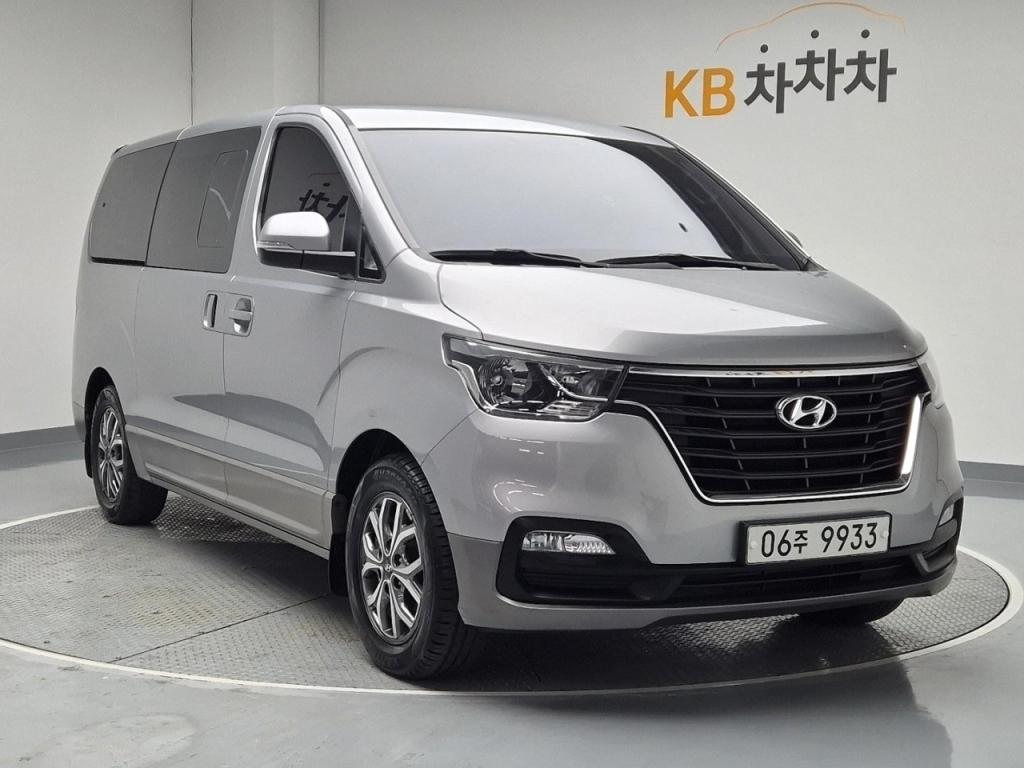 2019 HYUNDAI THE NEW GRAND STAREX 