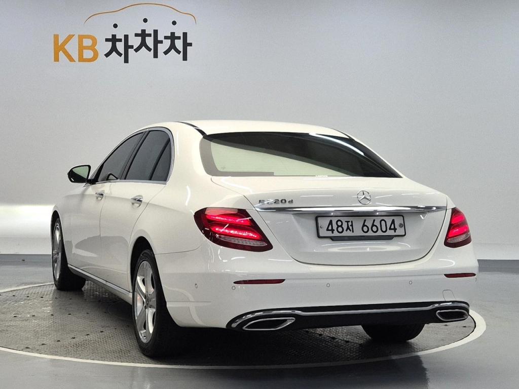2018 BENZ E CLASS (5Gen) 