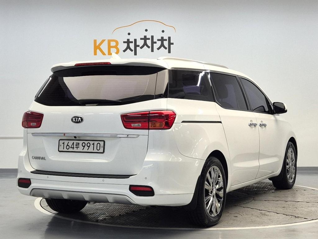 2019 KIA THE NEW CARNIVAL 