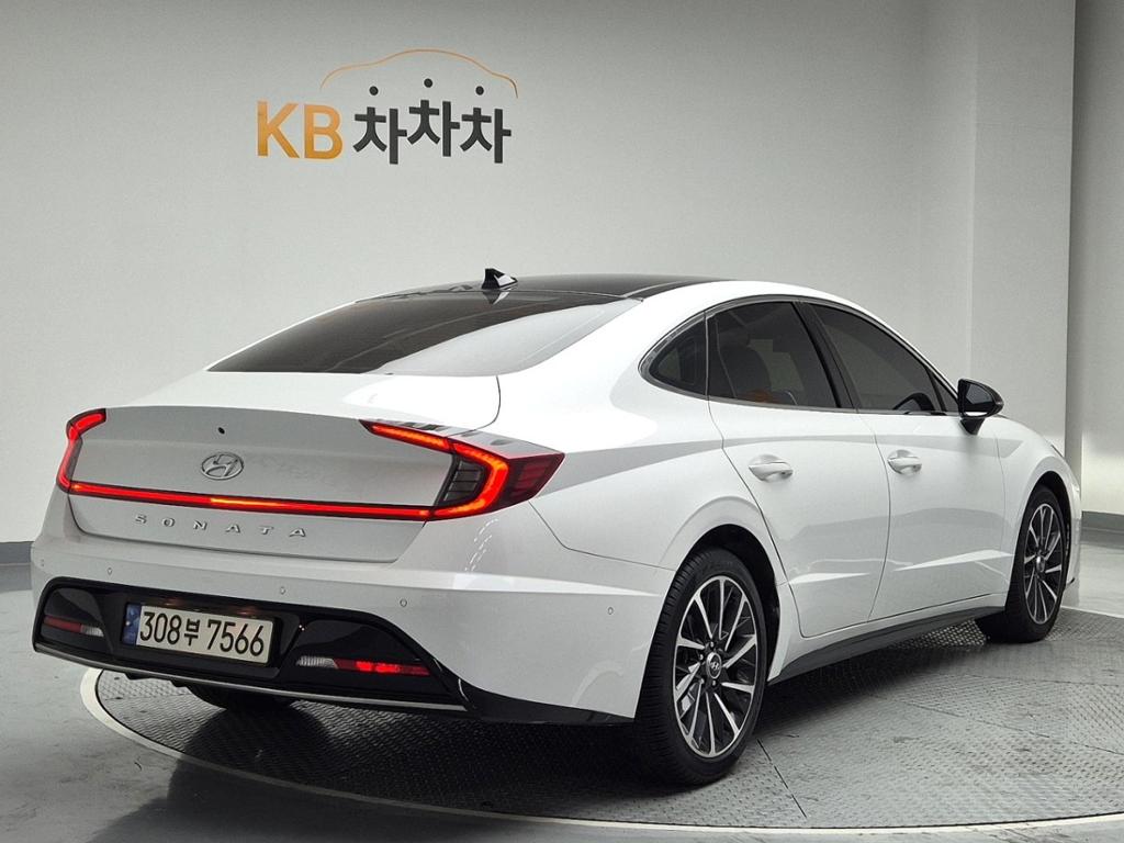 2022 HYUNDAI SONATA (DN8) 