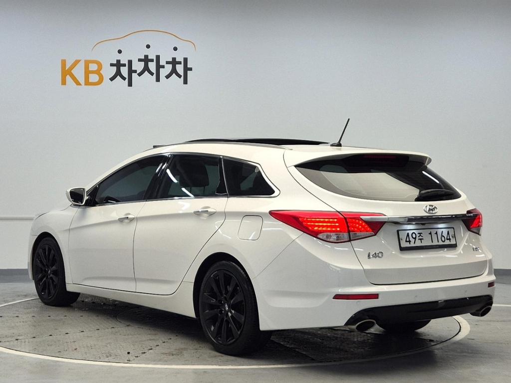 2012 HYUNDAI i40 