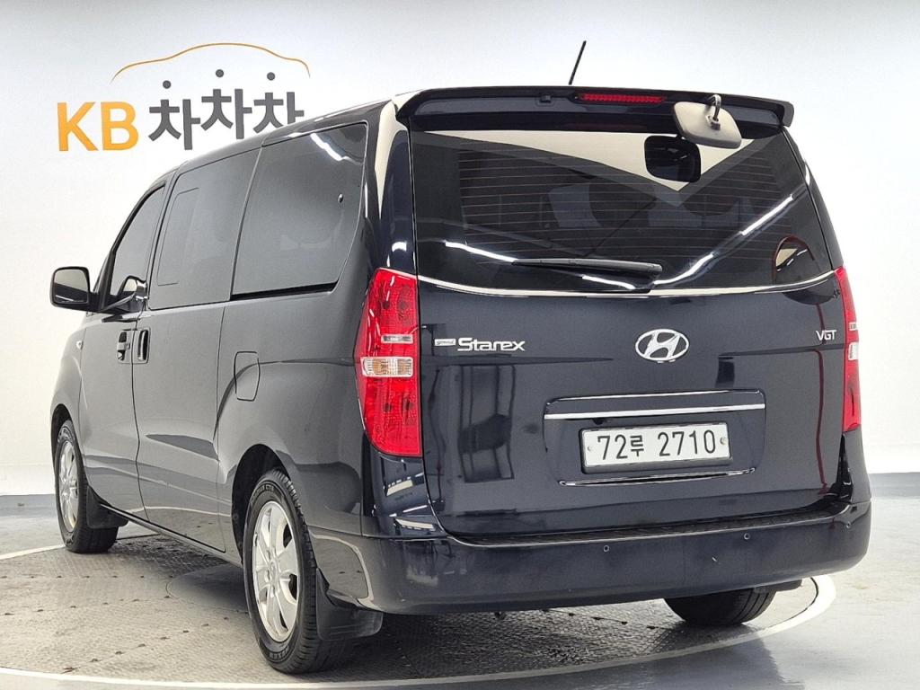 2021 HYUNDAI THE NEW GRAND STAREX 