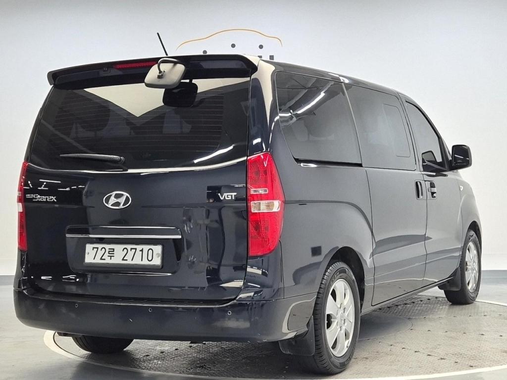 2021 HYUNDAI THE NEW GRAND STAREX 