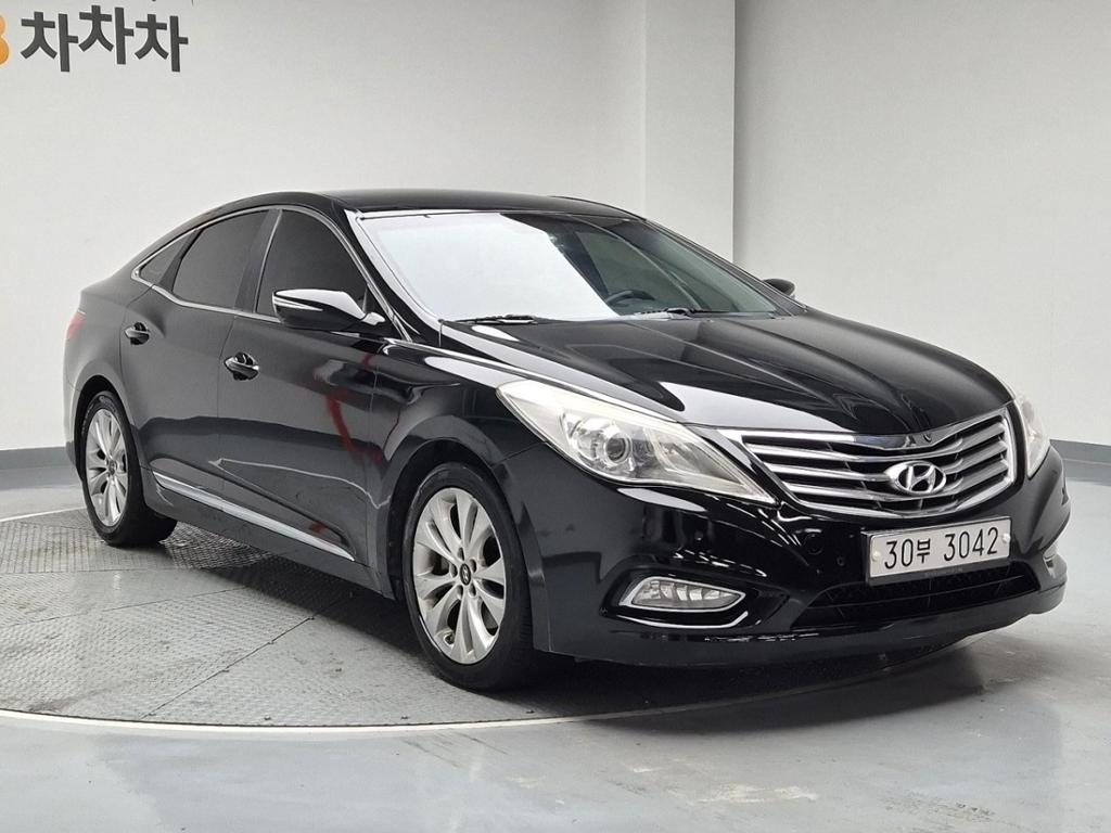 2011 HYUNDAI GRANDEUR HG 