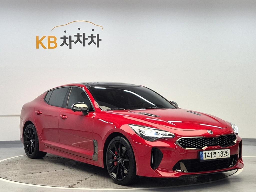 2021 KIA STINGER Meister 