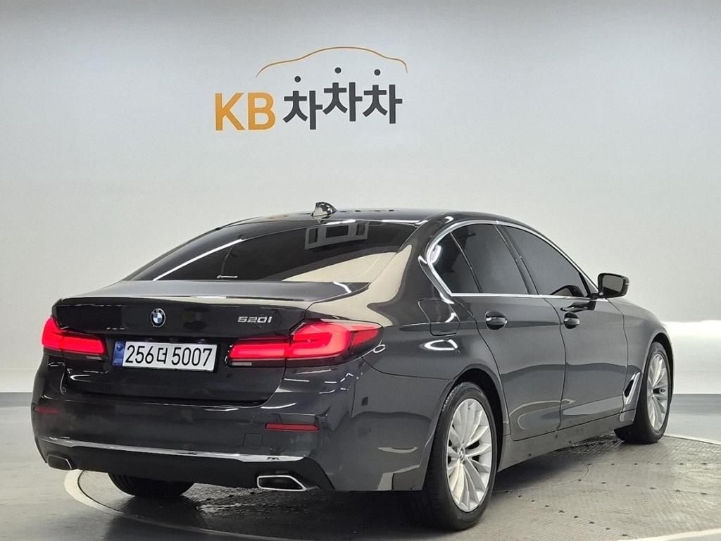 2021 BMW 5 SERIES (7Gen) 