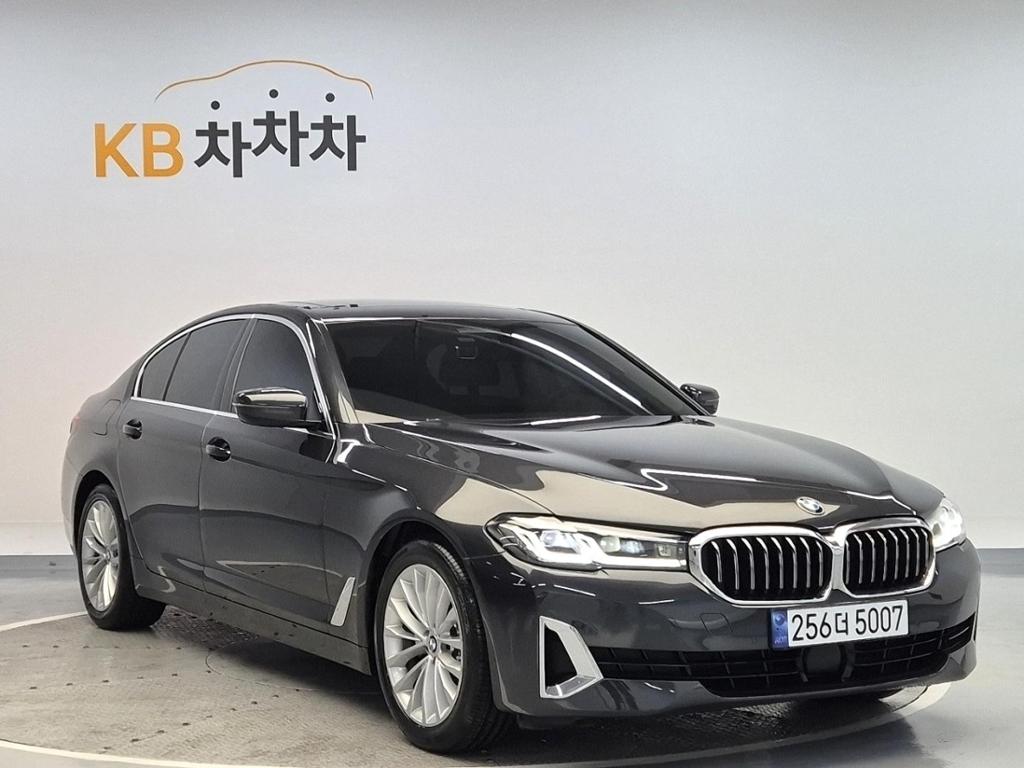 2021 BMW 5 SERIES (7Gen) 