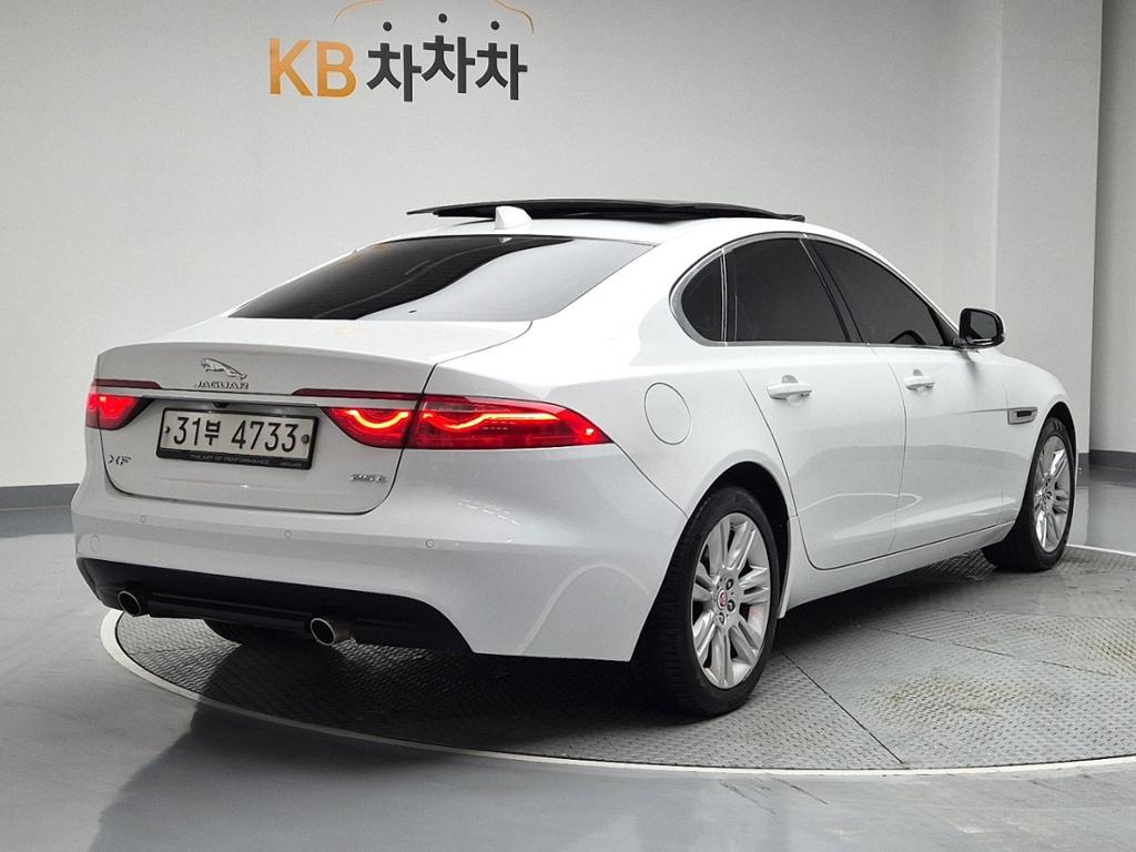 2018 JAGUAR XF (2G) 