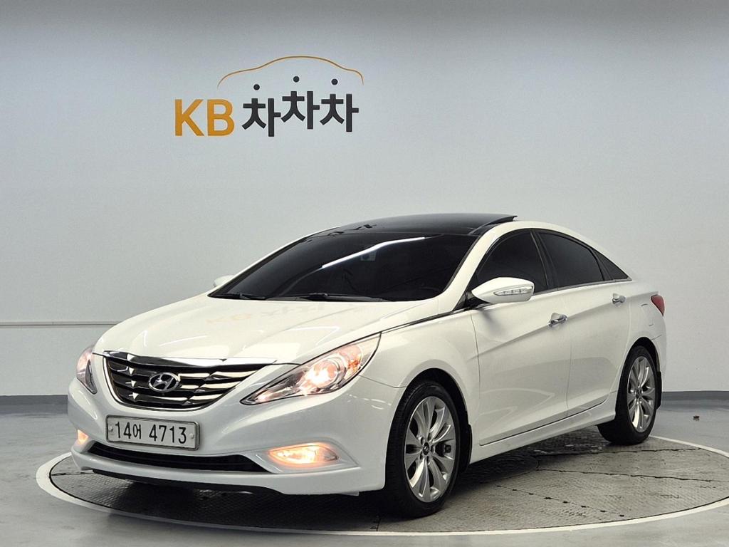 2011 HYUNDAI SONATA (YF) 