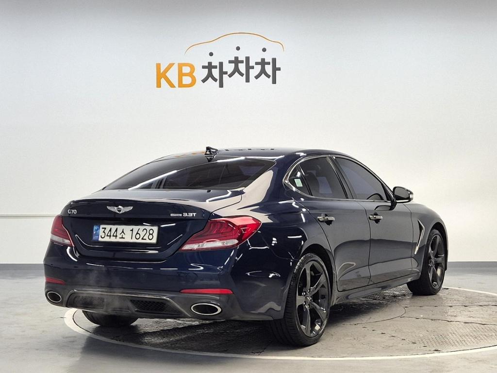 2019 GENESIS G70 