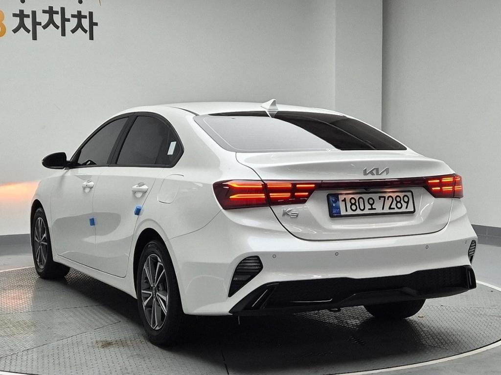 2022 KIA THE NEW K3 