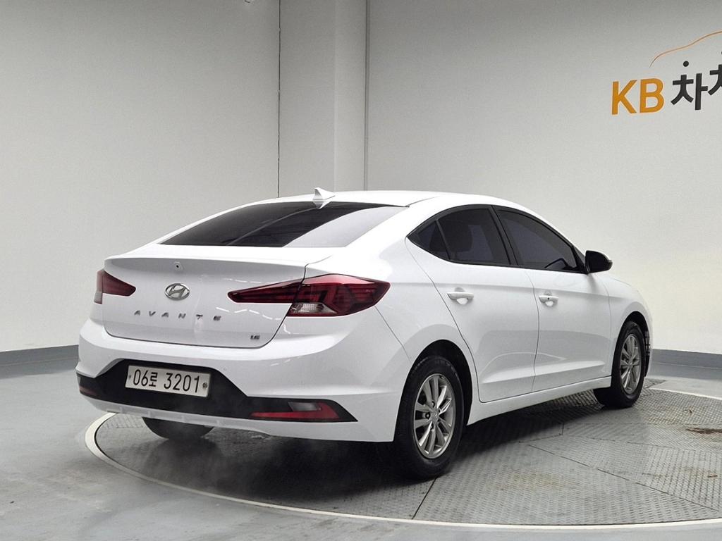 2019 HYUNDAI THE NEW AVANTE AD 