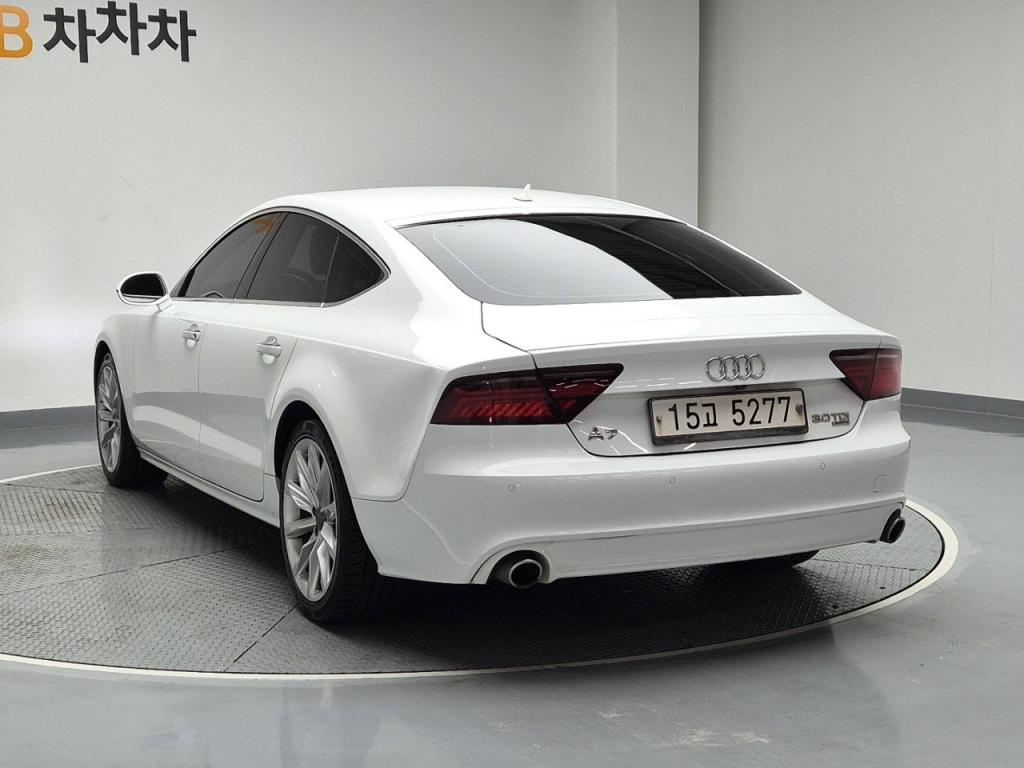 2014 AUDI A7 (1Gen) 