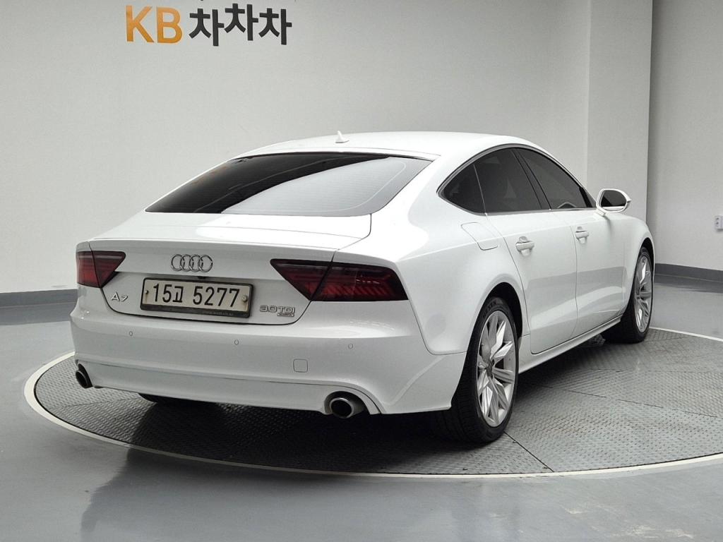 2014 AUDI A7 (1Gen) 