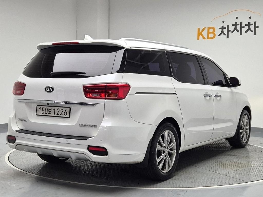 2019 KIA THE NEW CARNIVAL 