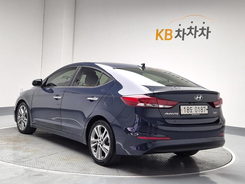 2016 HYUNDAI AVANTE AD 