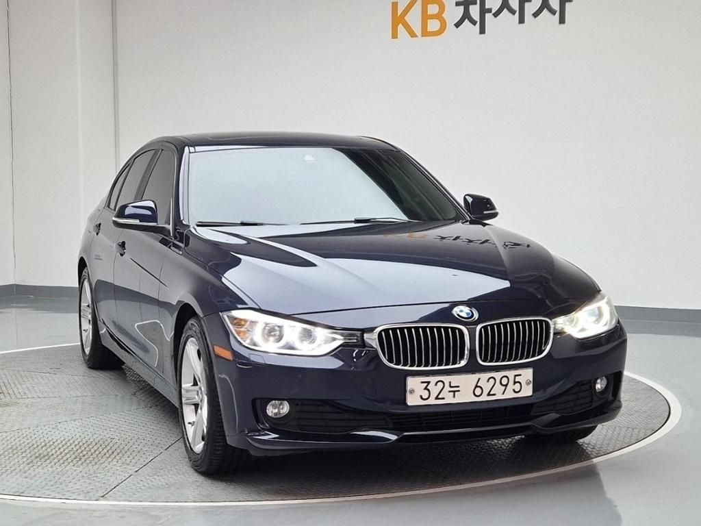 2015 BMW 3 Series (6Gen) 