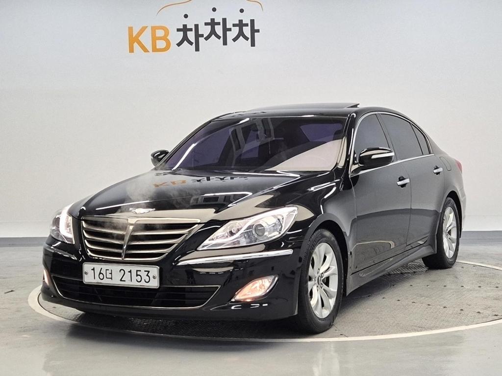 2012 HYUNDAI GENESIS 