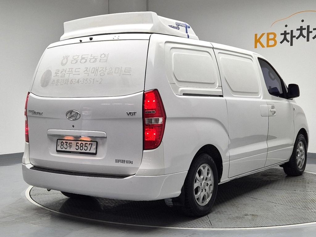 2014 HYUNDAI GRAND STAREX 