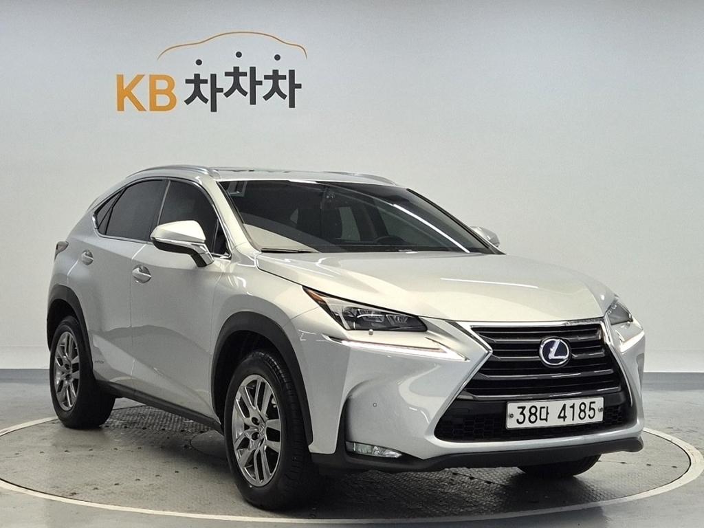2017 LEXUS NX 