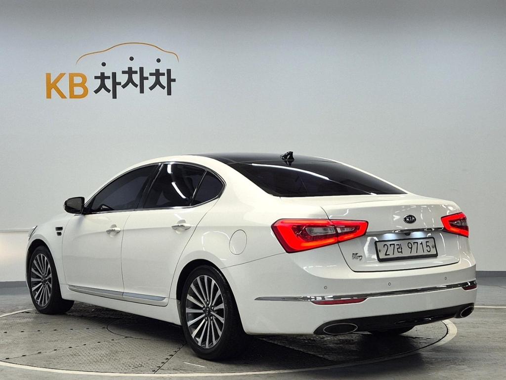 2013 KIA THE NEW K7 